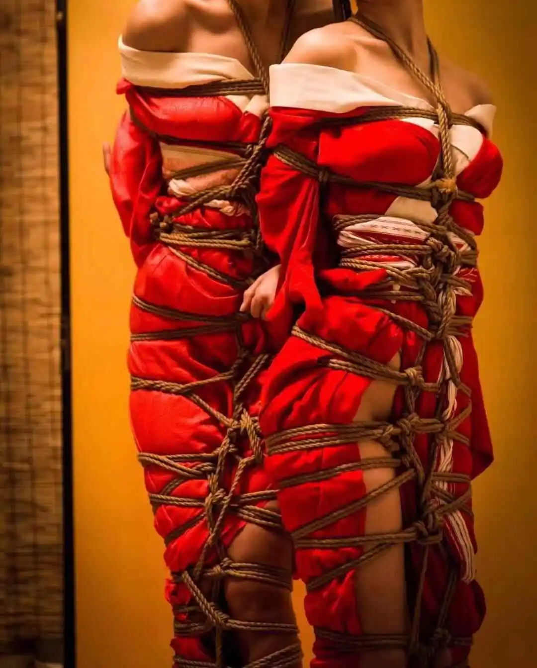 BDSM到底是什么?了解你的内心欲望与边界 一